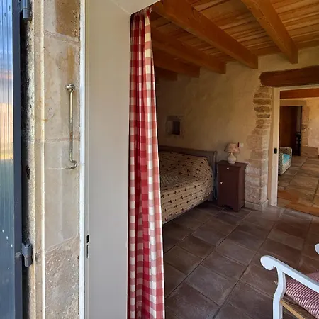 D'hotes Les Bleuets Bed & Breakfast Melle (Deux-Sevres)