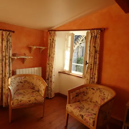 Bed & Breakfast D'hotes Les Bleuets